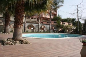 piscina all'aperto